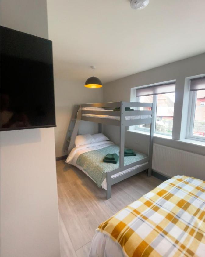 Halcyon Quest Hotel Prestatyn Extérieur photo